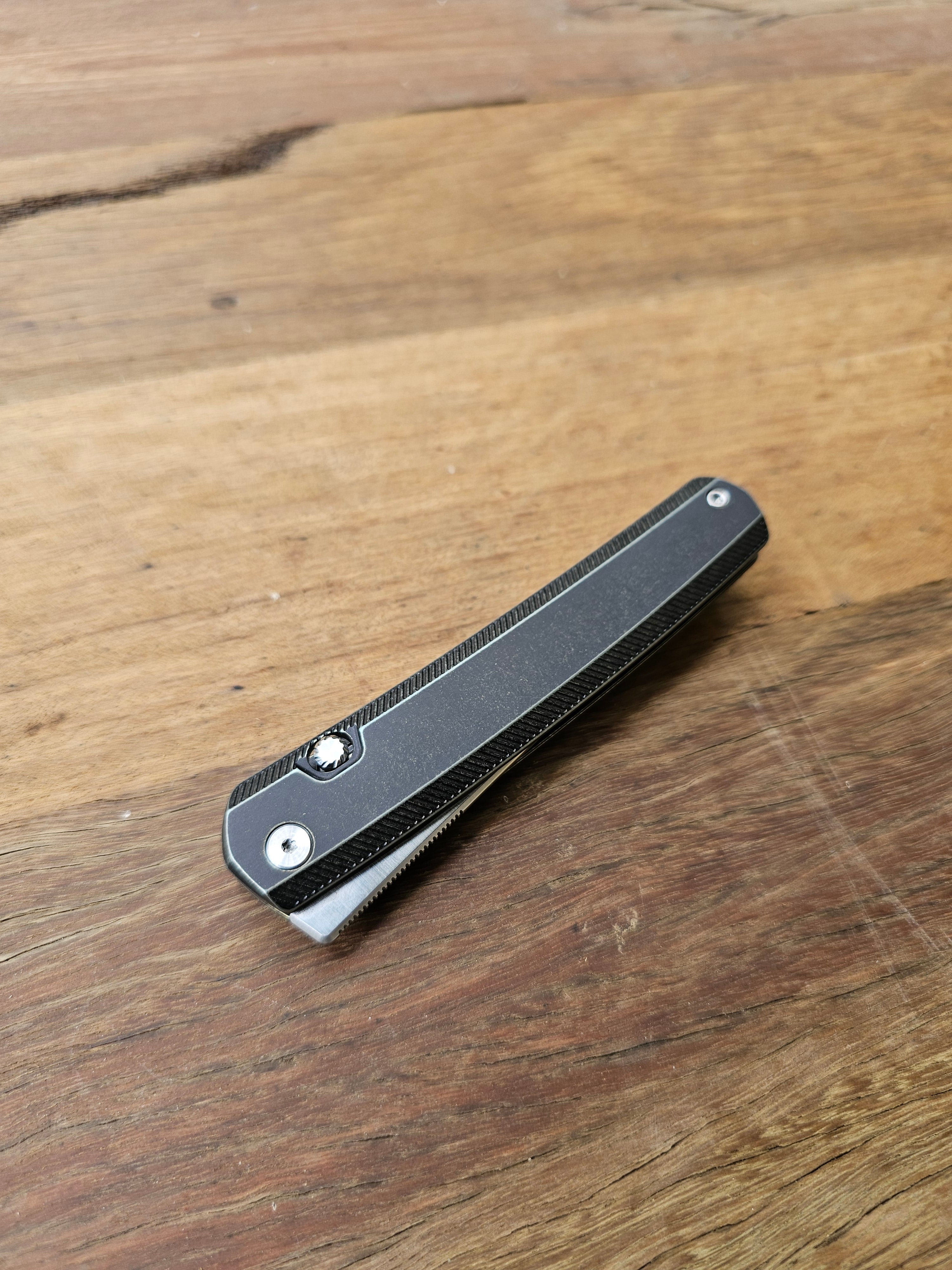 KwaiKing Prototype - Black and silver