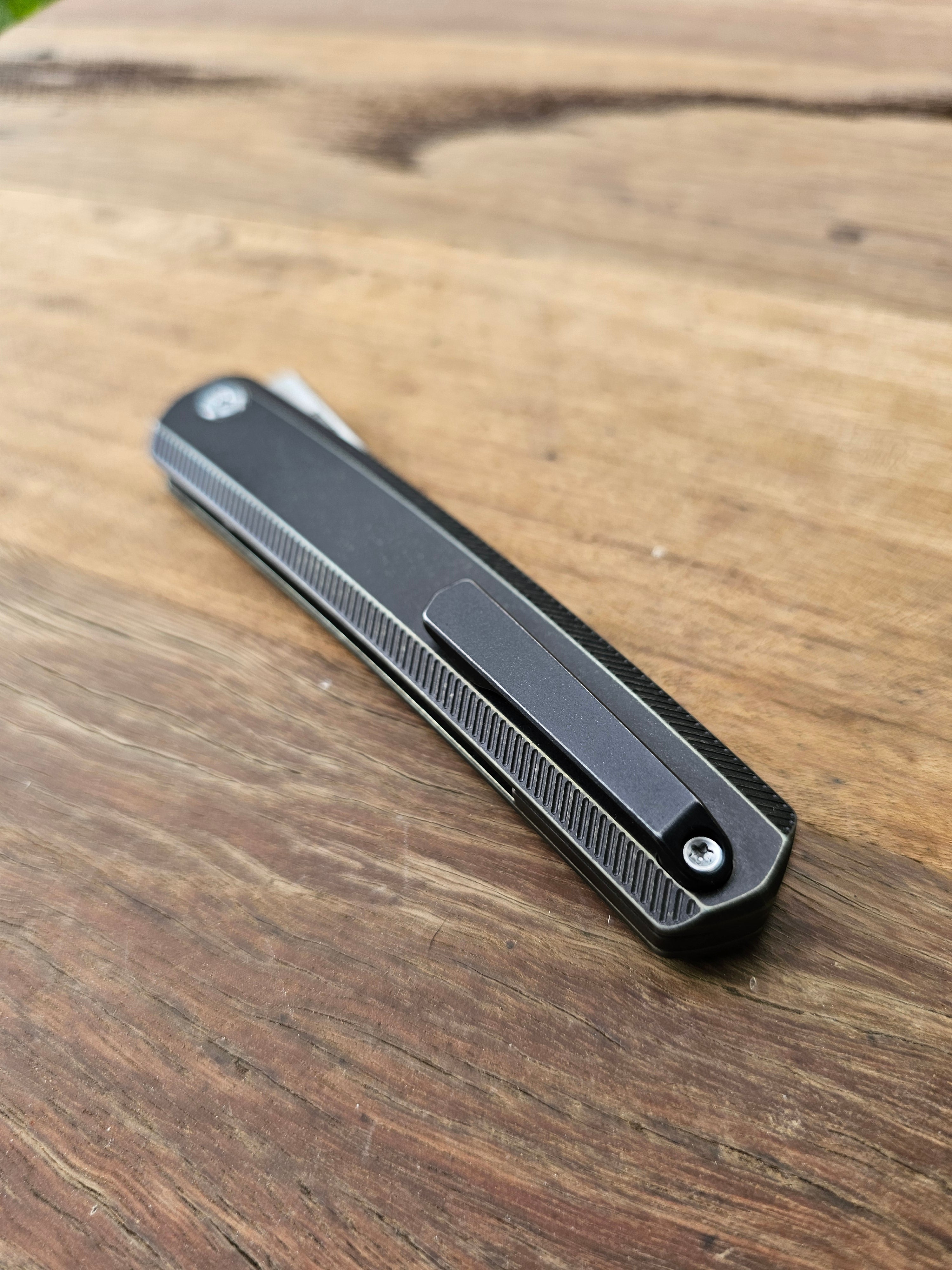 KwaiKing Prototype - Black and silver