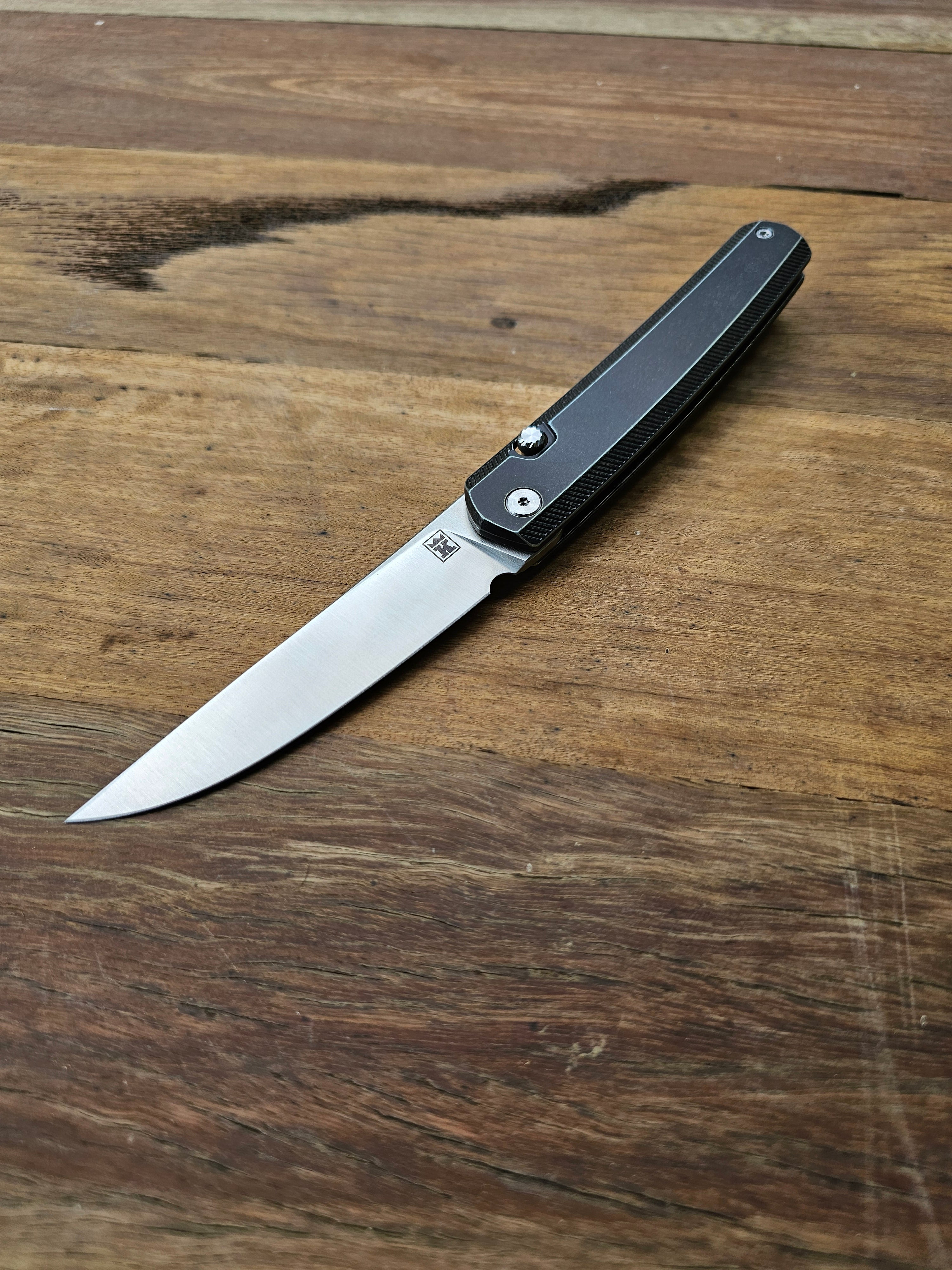 KwaiKing Prototype - Black and silver
